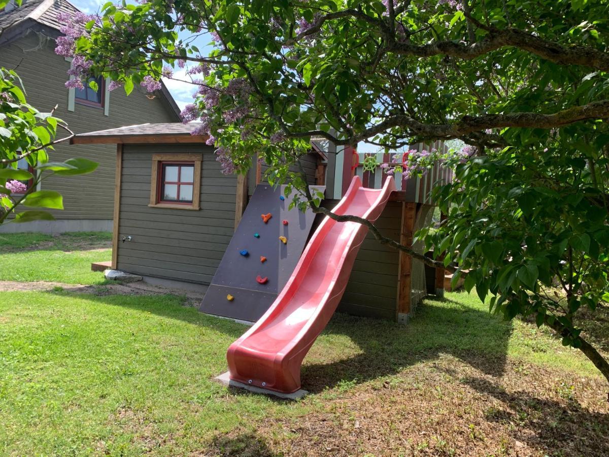 Muha Beach Holiday Home Riksu ภายนอก รูปภาพ