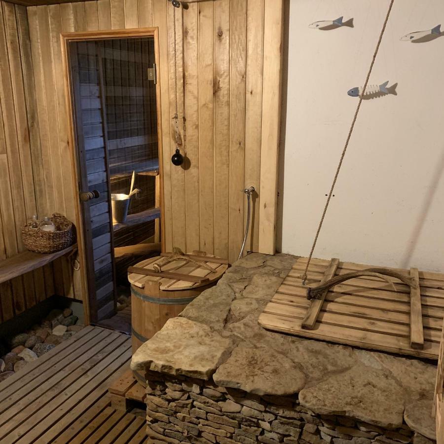 Muha Beach Holiday Home Riksu ภายนอก รูปภาพ